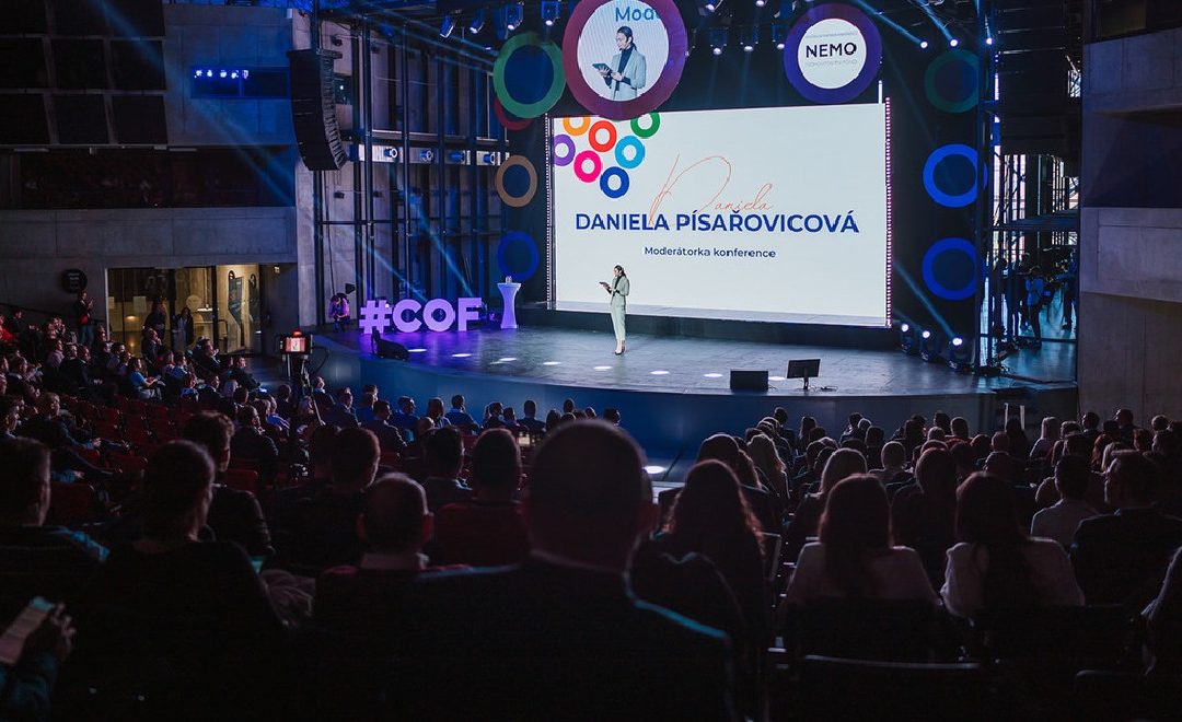 Konference COLORS OF FINANCE řešila ožehavá témata dnešní doby a rozšiřovala obzory!